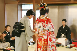 披露宴